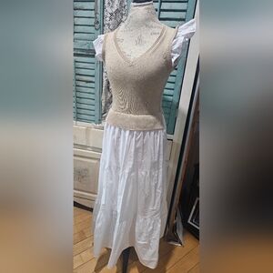 Elegant Cream and White Layered Skirt